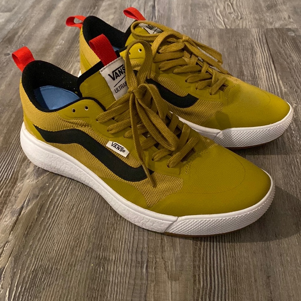 Vans Ultrarange Sneakers